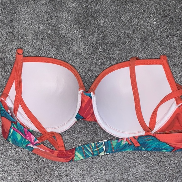 bikini top - Picture 2 of 2